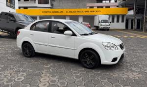 Kia Rio LX AC 2011