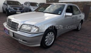 Mercedes Benz—™ C240 1998