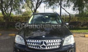Mercedes Benz—™ ML500 2006
