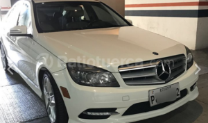 Mercedes Benz—™ C300 2011