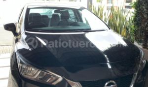 foto de Nissan Versa Sense 2022