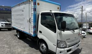 Hino 716 2021