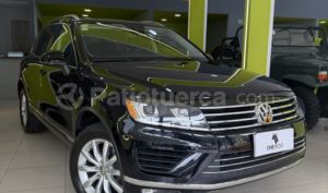 foto de Autos marca Volkswagen seminuevo modelo Touareg año 2017 en Quito