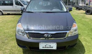 Kia Grand Carnival 2013