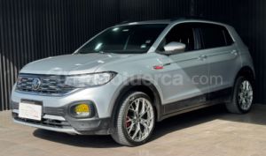 foto de Autos marca Volkswagen seminuevo modelo T-Cross  Trendline año 2022 en Quito
