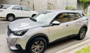 foto de Autos marca Peugeot seminuevo modelo 2008 año 2021 en Quito
