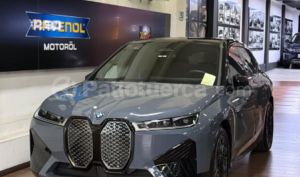 foto de Autos marca BMW seminuevo modelo IX XDRIVE 40 año 2024 en Quito
