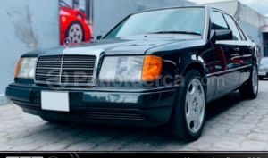 Mercedes Benz—™ 230E 1992