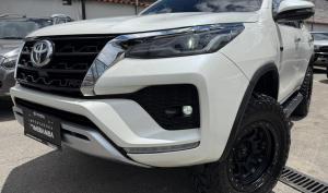 Toyota Fortuner 4.0 2022