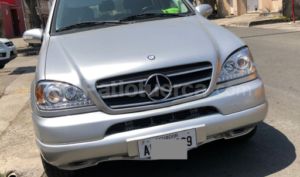 Mercedes Benz—™ ML 320 2001