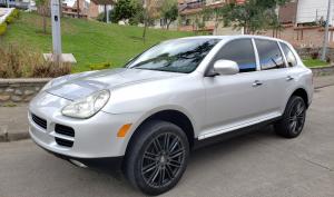 Porsche Cayenne 2005
