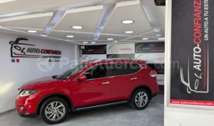 foto de Autos marca Nissan seminuevo modelo X-Trail Exclusive año 2016 en Quito