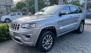 foto de Autos marca Jeep seminuevo modelo Cherokee Laredo año 2014