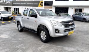 foto de Autos marca Chevrolet seminuevo modelo D-max Crdi 2.5 CD 4x4 TM Diesel año 2022