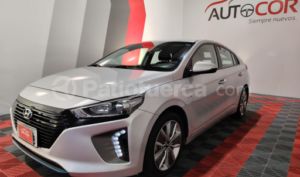 foto de Autos marca Hyundai seminuevo modelo Ioniq Hybrid año 2018