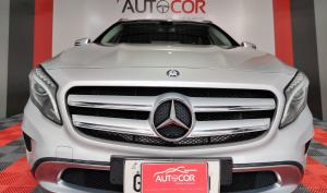 Mercedes Benz GLA 250 2015