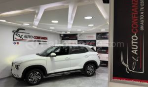 foto de Autos marca Hyundai seminuevo modelo Creta año 2023 en Quito