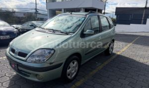 foto de Autos marca Renault seminuevo modelo Scenic año 2004