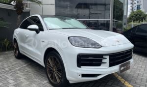 foto de Porsche CAYENNE E-HYBRID COUPE 2024