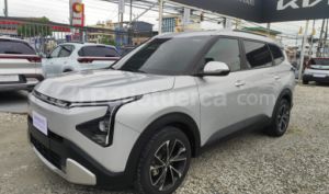 foto de Autos marca Kia seminuevo modelo Carens año 2026
