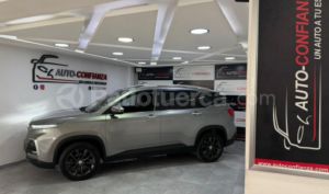foto de Autos marca Chevrolet seminuevo modelo Captiva LTZ Turbo año 2023 en Quito