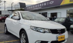 Kia Cerato Forte 2010
