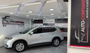 foto de Autos marca Nissan seminuevo modelo X-Trail Advance año 2015 en Quito