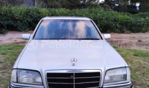 Mercedes Benz—™ C180 1995