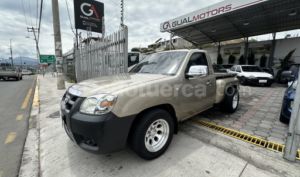 foto de Autos marca Mazda seminuevo modelo BT-50 CS 2.2 año 2013 en Ambato