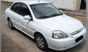 Kia Rio Stylus 2013