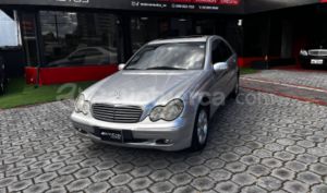 foto de Autos marca Mercedes Benz seminuevo modelo C320 año 2001