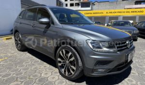 foto de Autos marca Volkswagen seminuevo modelo Tiguan Trendline año 2019
