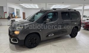 foto de Autos marca Citroen seminuevo modelo Berlingo año 2020 en Quito