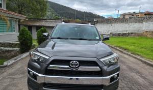 Toyota 4Runner Limited 2014