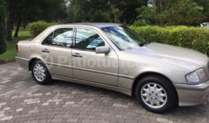 Mercedes Benz—™ 240 Elegance 1998