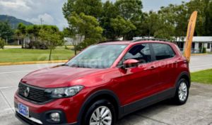 foto de Volkswagen T-Cross Trendline 2023