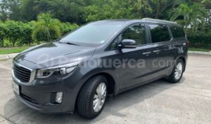 Kia Carnival 2016