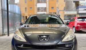 foto de Autos marca Peugeot seminuevo modelo 207 Compact año 2012 en Quito