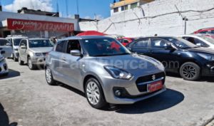 foto de Autos marca Suzuki seminuevo modelo Swift año 2024 en Quito