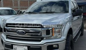 foto de Autos marca Ford seminuevo modelo F150 4X4 año 2018 en Cuenca