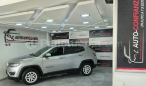 foto de Autos marca Jeep seminuevo modelo NEW COMPASS LONGITUDE año 2018 en Quito