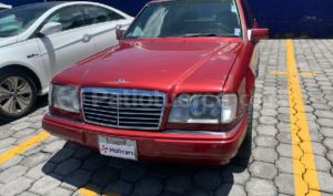 Mercedes Benz—™ E280 1995
