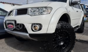 foto de Autos marca Mitsubishi seminuevo modelo Montero Sport Diesel año 2009