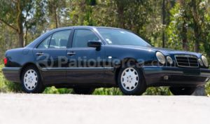 foto de Autos marca Mercedes Benz seminuevo modelo E320 año 1998