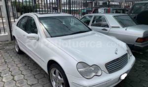 Mercedes Benz—™ 230 2002