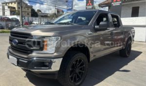foto de Autos marca Ford seminuevo modelo F150 XLT SC año 2018 en Cuenca