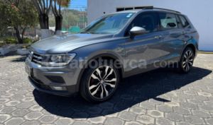 foto de Autos marca Volkswagen seminuevo modelo Tiguan año 2019 en Quito