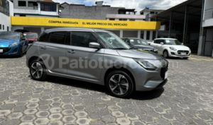 foto de Autos marca Suzuki seminuevo modelo Swift GLX año 2027 en Quito