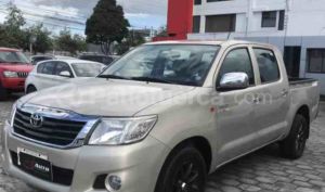Toyota Hilux CD 4x2 2015
