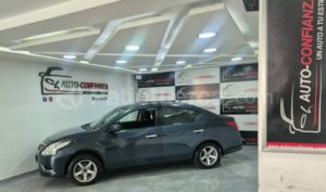 foto de Autos marca Nissan seminuevo modelo Versa año 2016